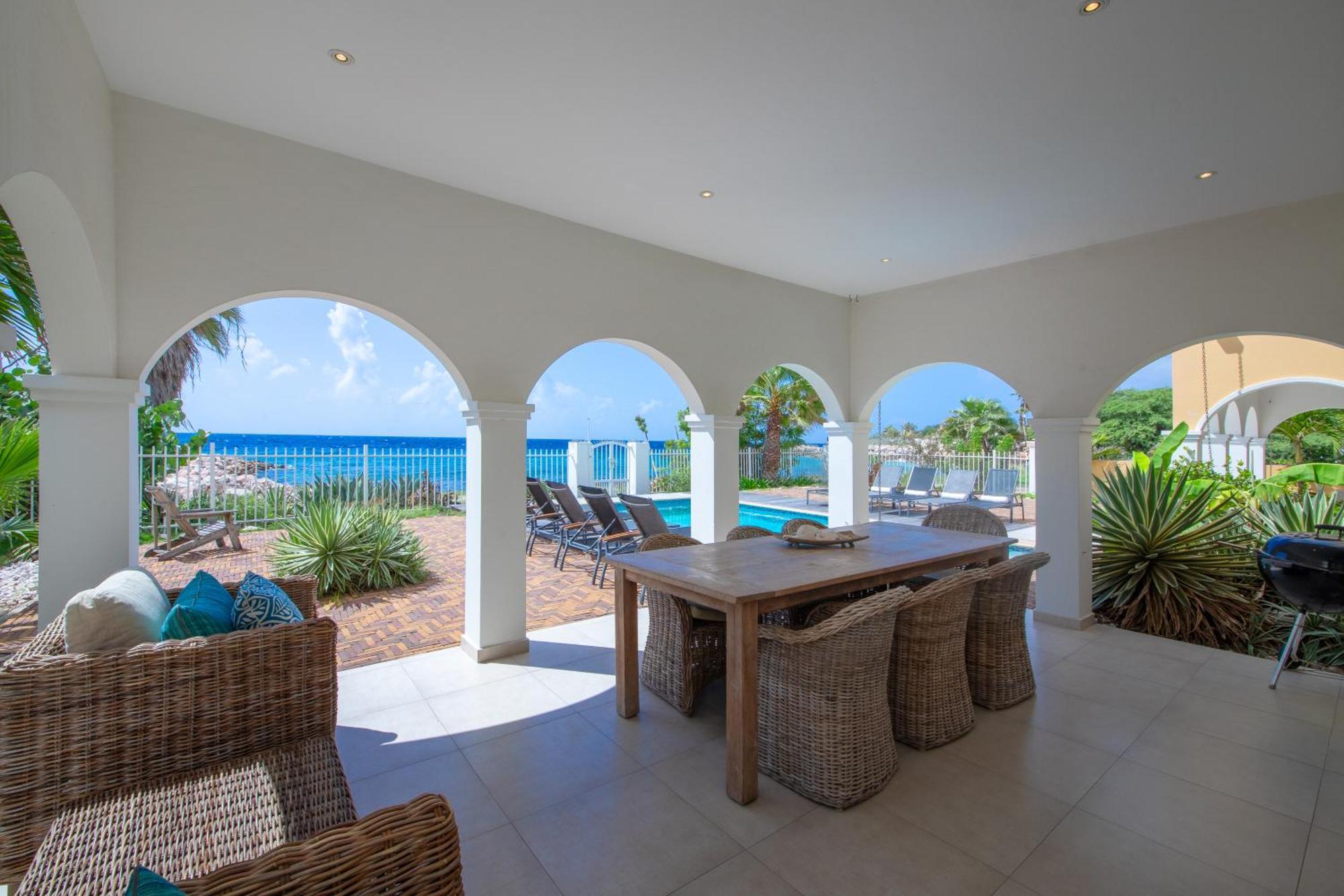 Atlantis Beach House 빌렘스타트 외부 사진
